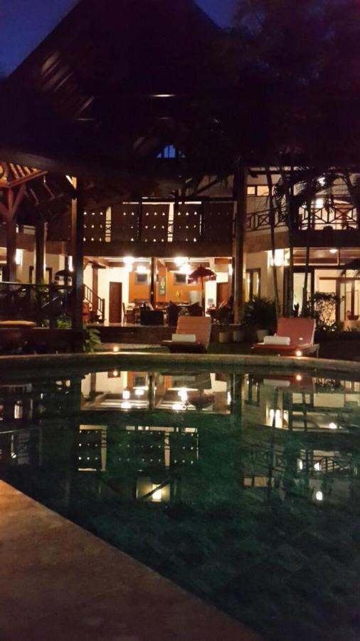New Daria Villas Seminyak Bagian luar foto